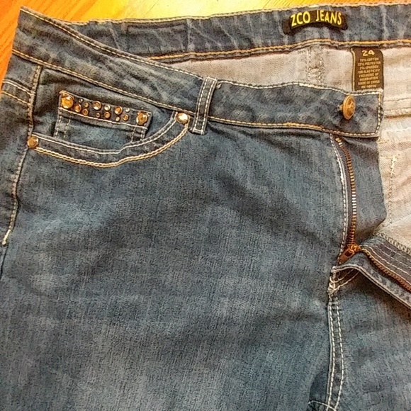Plus Size ZCO Jeans - Picture 3 of 6